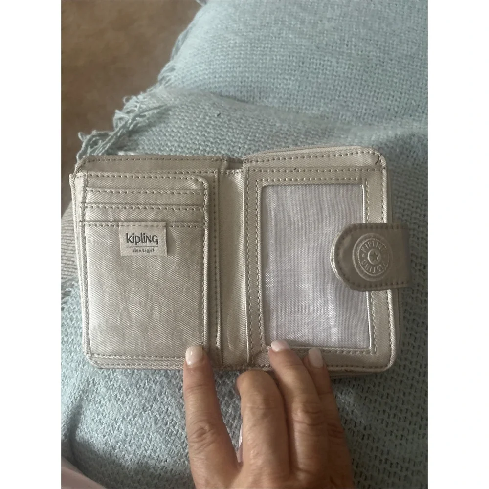Silver Kipling Wallet- Shiny Chic Versatile